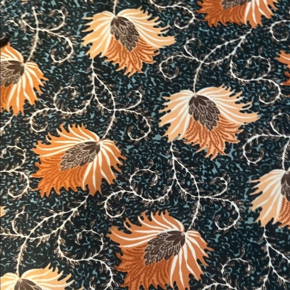 Adrienne Black and Orange Floral Blouse like new medium - Picture 5 of 5